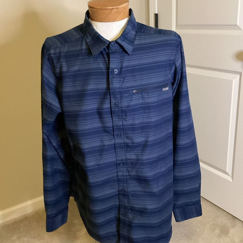 Mens Columbia long sleeved flannel‎ shirt